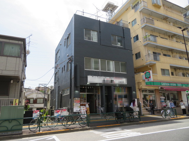 足立区千住桜木２丁目のビル