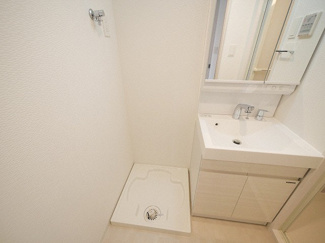 【設備】 | S-RESIDENCE難波大国町Deux | 洗濯機置き場です