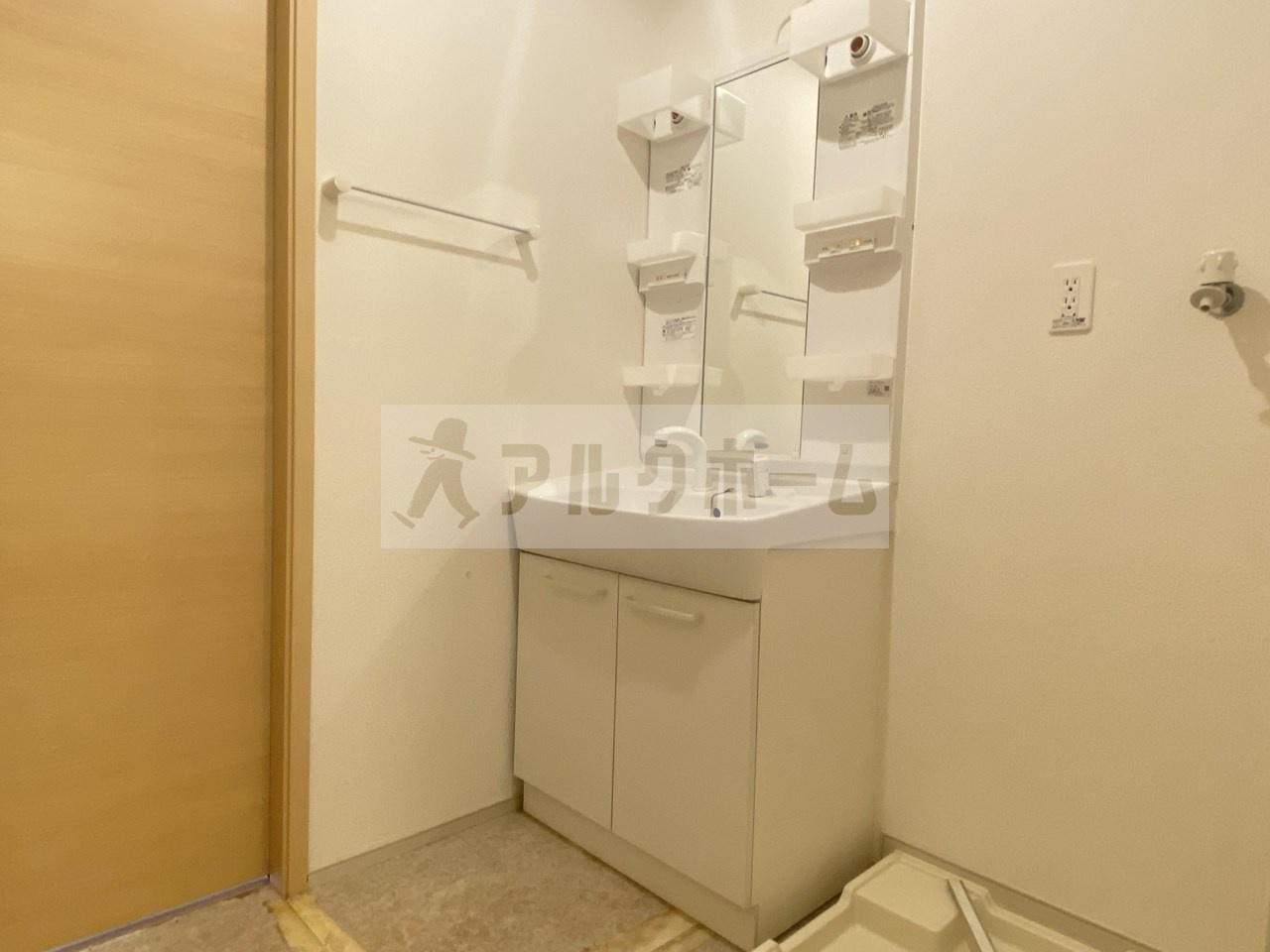 エテルノデーアの独立洗面台