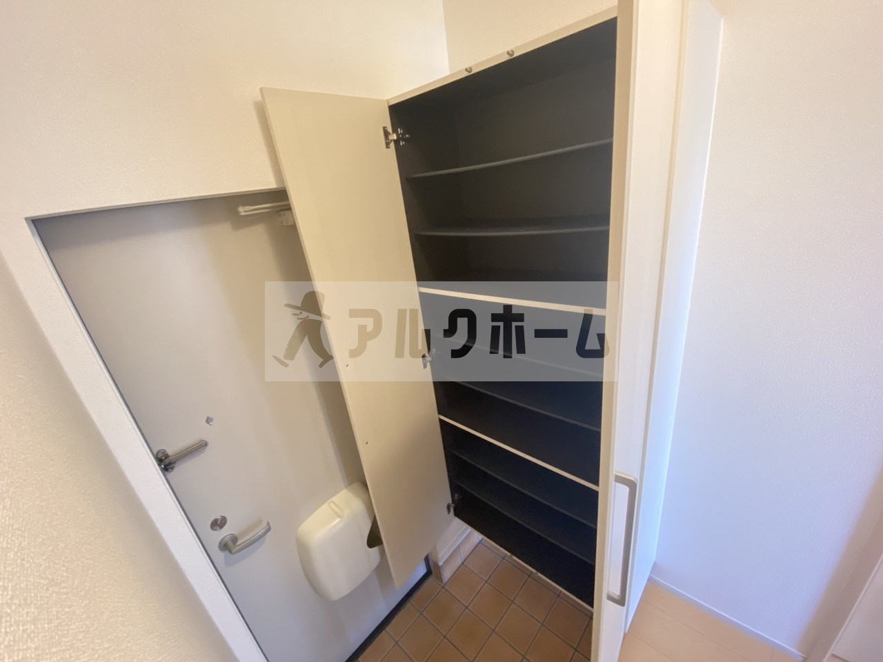 エテルノデーアの玄関