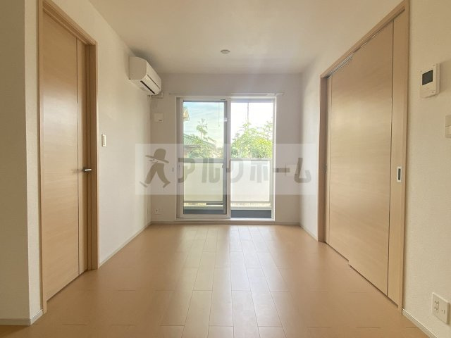 エテルノデーアの居間・リビング