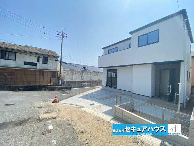 【今からご案内可能】大府市横根町名高 全4棟の駐車場|駐車並列2台可能（車種による）です♪