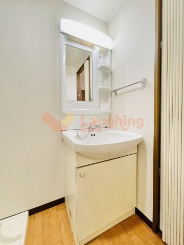 プリティパーク小森野の洗面所|ゆったりとスペースのある洗面所