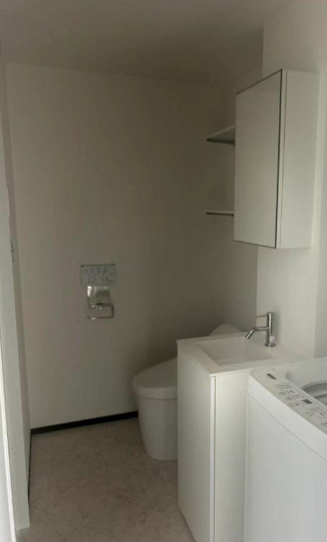 足立区梅島３丁目のビル