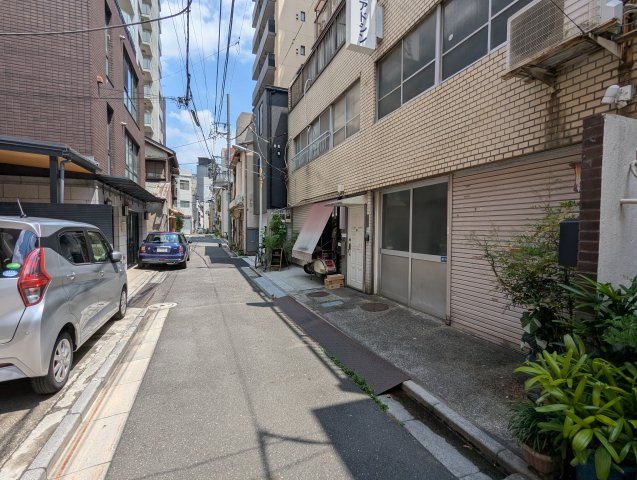 台東区浅草橋３丁目の戸建の前面道路含む現地写真