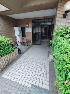 【エントランス】 | グランピア萬翠園