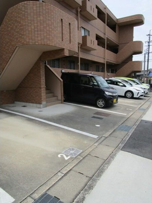 【駐車場】 | ヴェルべデーレ陸前