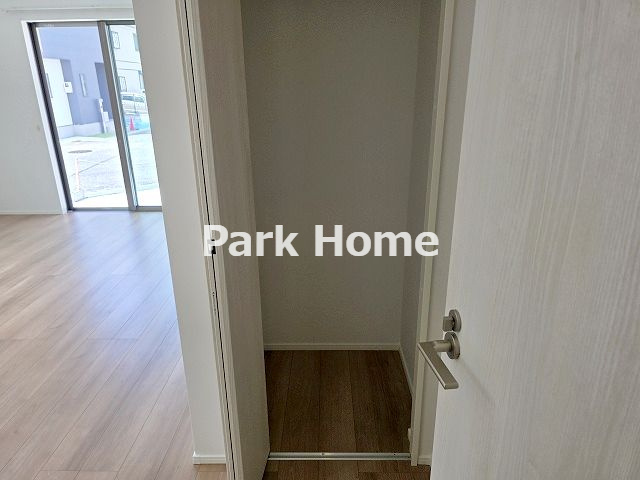 高知市高見町 ④　新築戸建ての収納