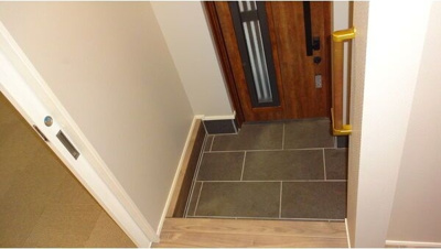 【玄関】 | 白壁二丁目吉田・岡事務所倉庫