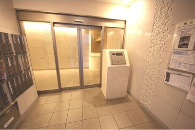 【エントランス】 | ランドハウス泉