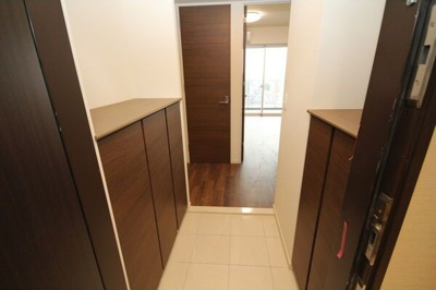 【玄関】 | ルシェット白川公園