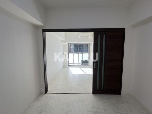 CIFI大阪天満の洋室