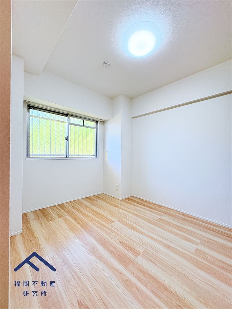 ロワールマンション和白5の洋室