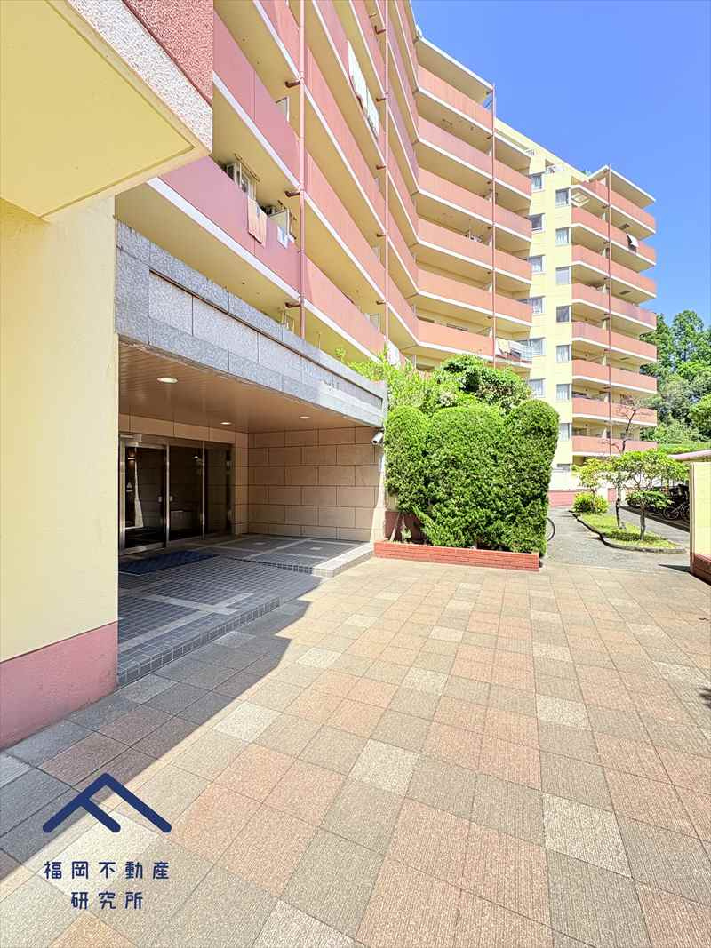 ロワールマンション和白5の外観