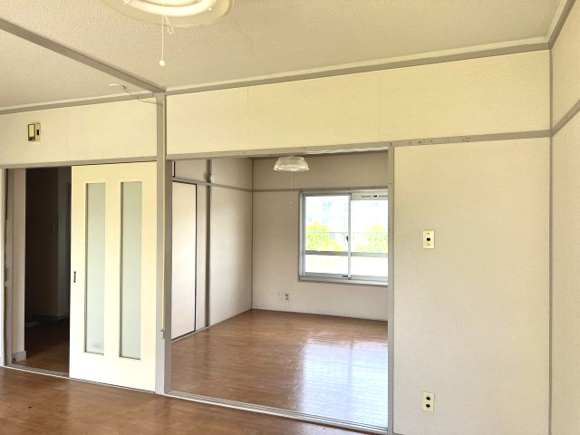 【洋室】 | 金剛第３住宅２１３号棟