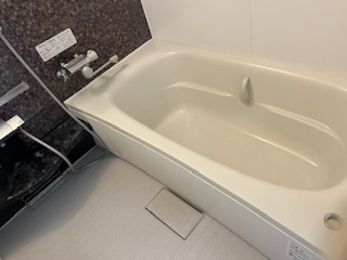 網走市潮見5丁目119番地の16戸建の浴室