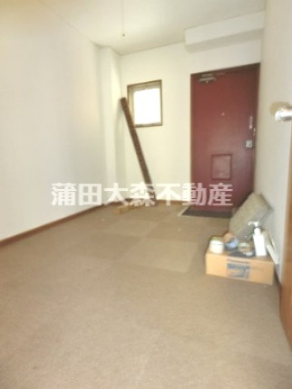 シルベーヌ大森の内装|洋室約5帖　現状内装クリーニング前