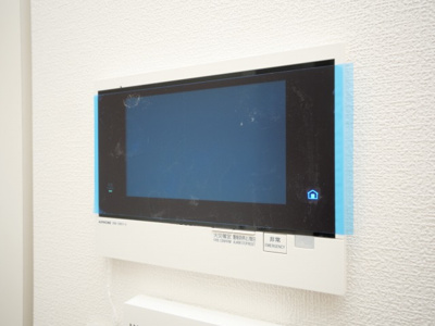 【セキュリティ】 | エル・セレーノ新大阪北 | モニター付きインターホンです