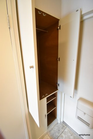 東明マンション江坂　仲介手数料無料の収納
