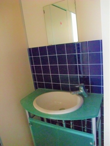 クラークビルの独立洗面台|独立洗面台あり、毎朝おしゃれに忙しい女性の方におすすめです