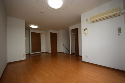 【居間・リビング】 | アルコバレーノＢ | イメージB201号室写真