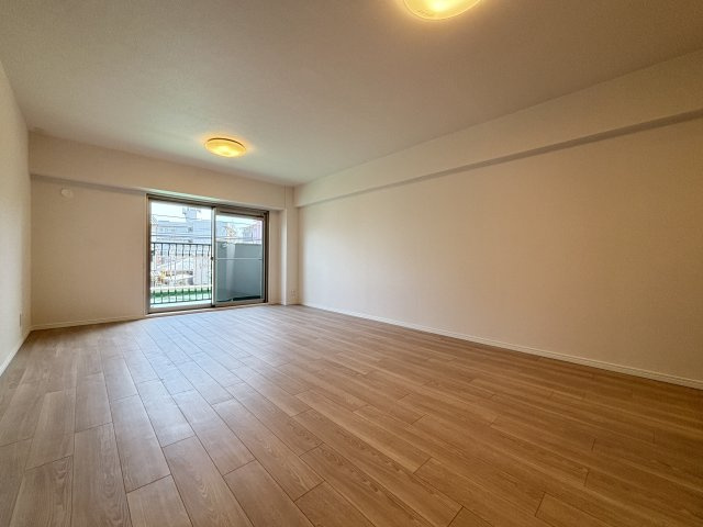 葛野ハイツの居間・リビング