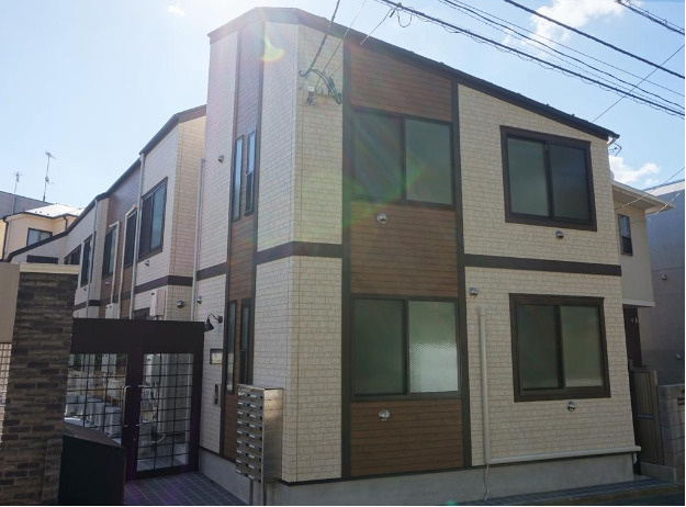 新宿区高田馬場１丁目のアパートの外観