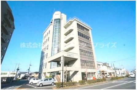 五番街ビルの外観