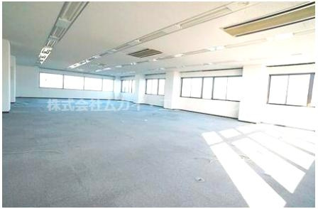 五番街ビルの内装