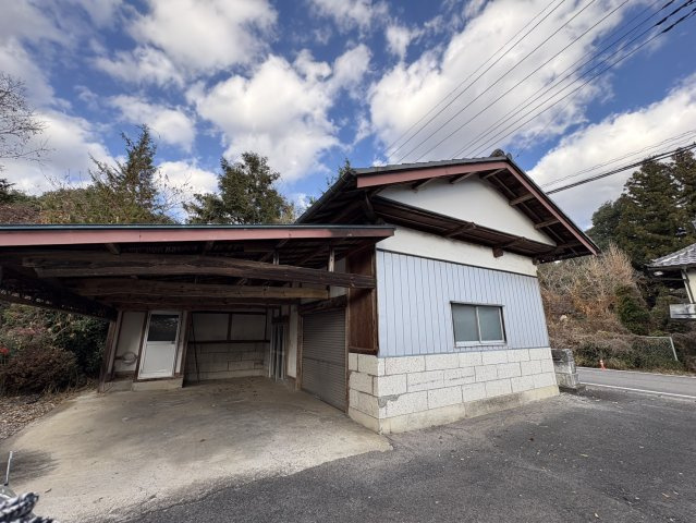 蔵・倉庫あり！　芳賀町上稲毛田　中古戸建　の駐車場