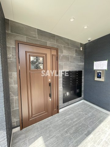 KTIレジデンス小路のエントランス