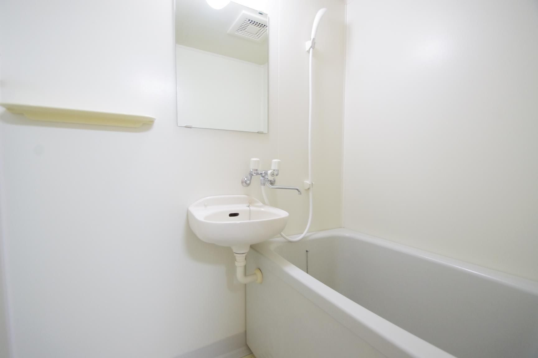 セントラル・レジデンスの洗面所