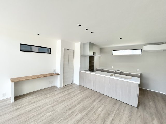 【中古戸建】高崎市下之城町の居間・リビング|■リビング