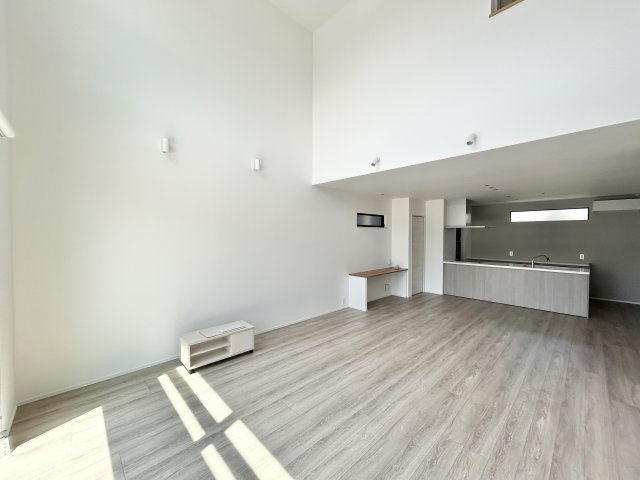 【中古戸建】高崎市下之城町の居間・リビング|■リビング