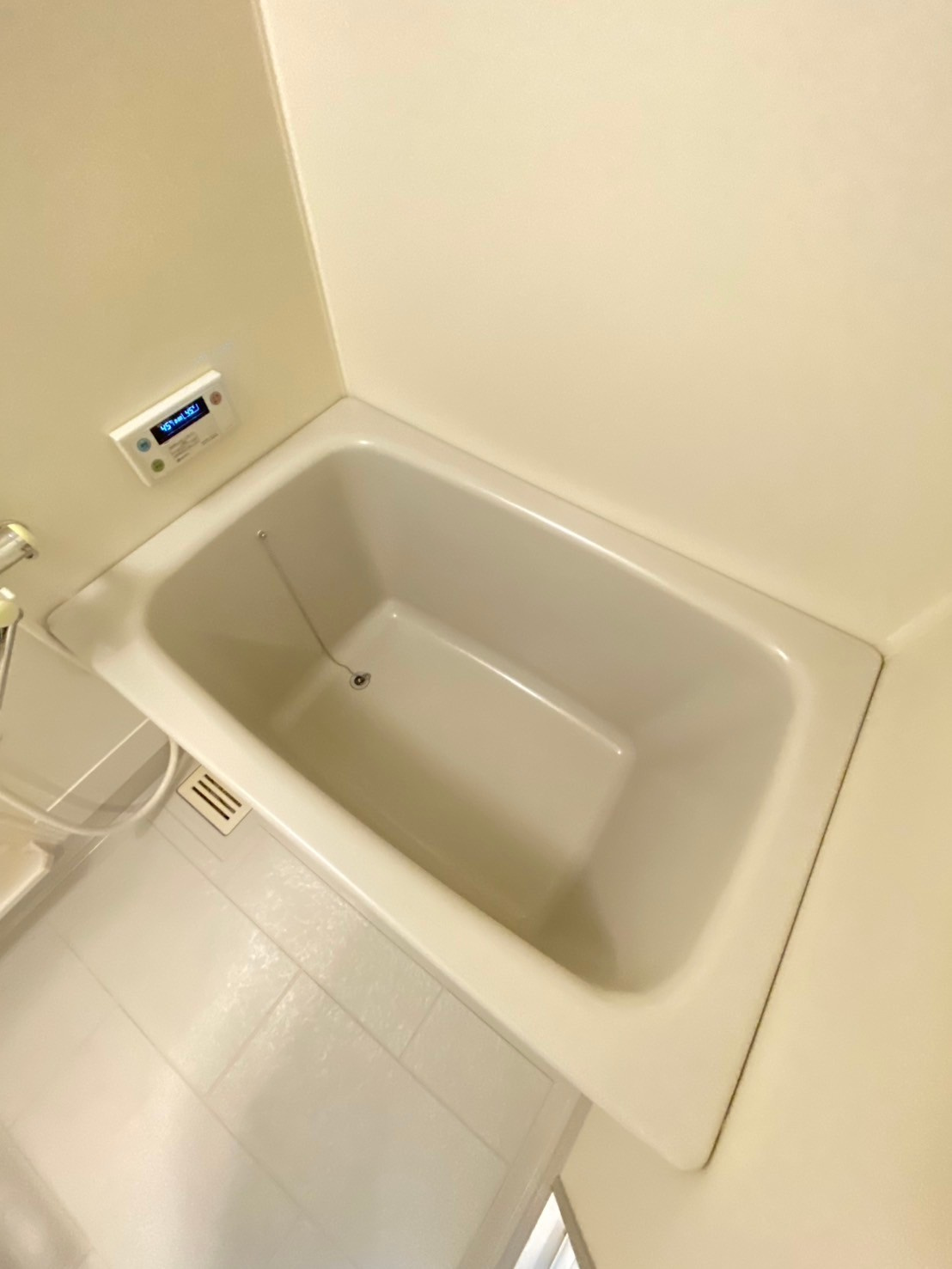 ＡＩＲＯＳＥ芦屋 の浴室