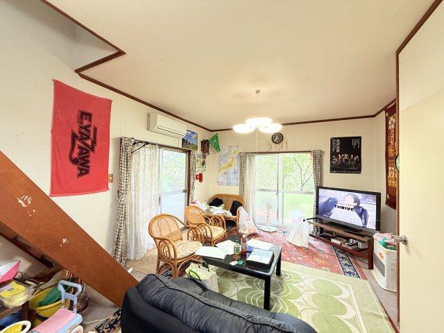 鉾田市二重作中古住宅の居間・リビング