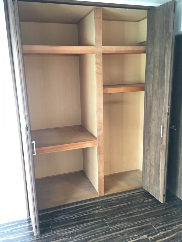 新井マンションの収納