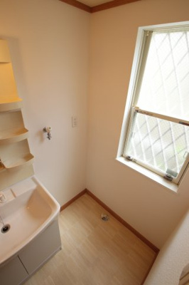 【設備】 | ベルソレアード | 室内洗濯機置場