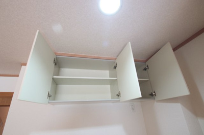 【収納】 | ベルソレアード | 吊戸棚