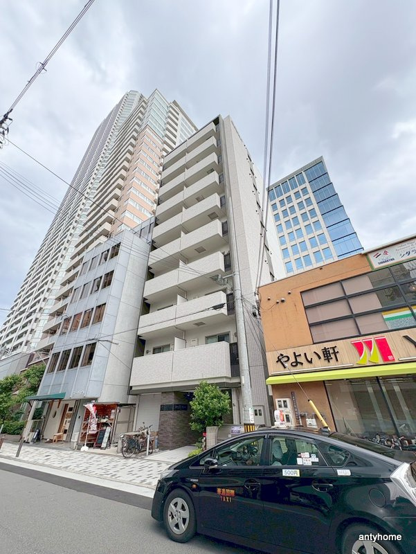 ノーブルスクエア新町の外観