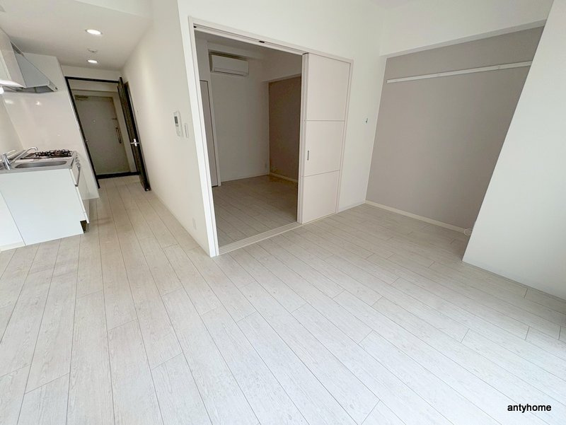 ノーブルスクエア新町の居間・リビング