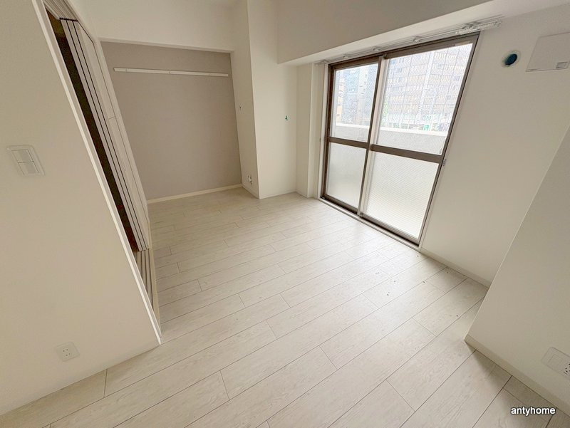 ノーブルスクエア新町の居間・リビング