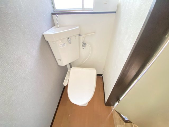 ひまわり荘のトイレ