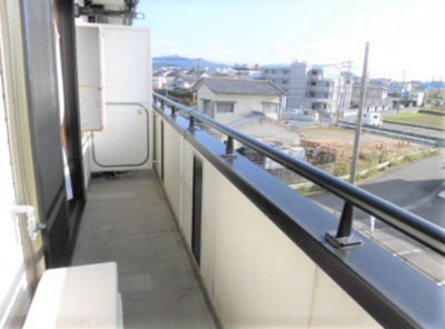 【バルコニー】 | セジュール未来A棟 | お洗濯にも便利なバルコニー付き