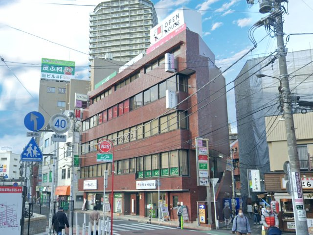 サンライズビルの外観