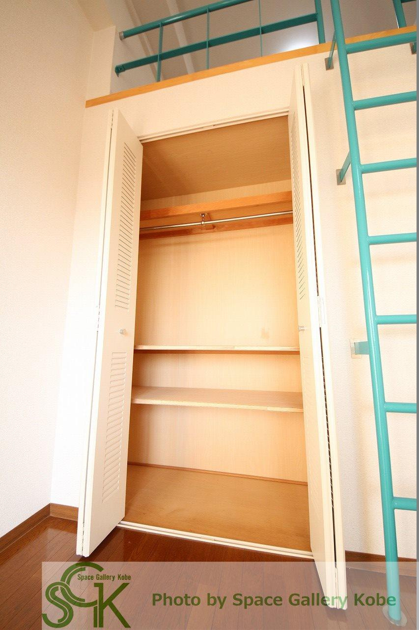 学園カレッジハイツの収納|※お部屋により仕様が異なる可能性があります。