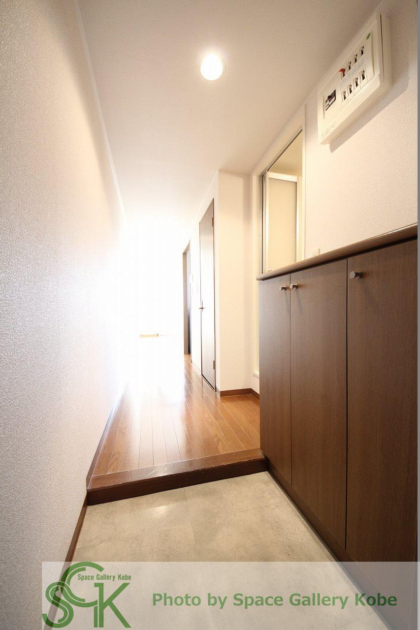 学園カレッジハイツの玄関|※お部屋により仕様が異なる可能性があります。