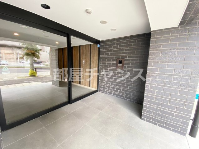 エステムコート名古屋金山サウスゲートのエントランス