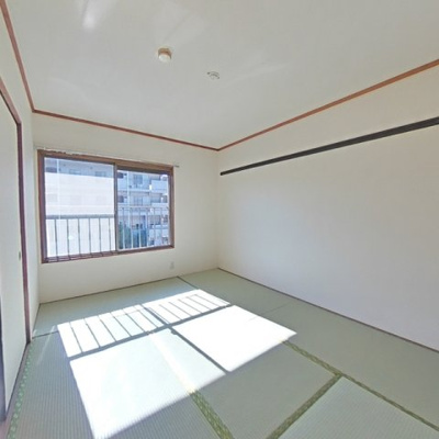 日当たり良好な和室6畳☆