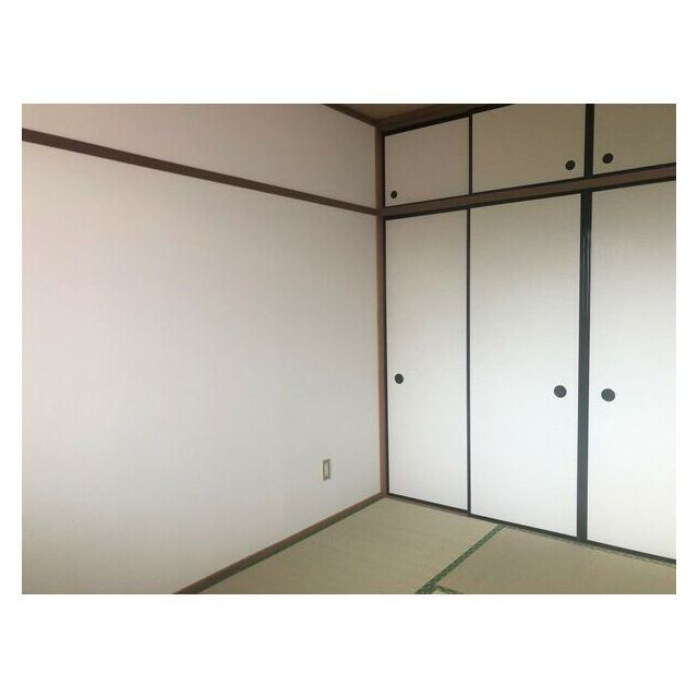 コーポリバーサイドの内装